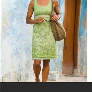 Athleta Burnout Dress in Lime Green-M